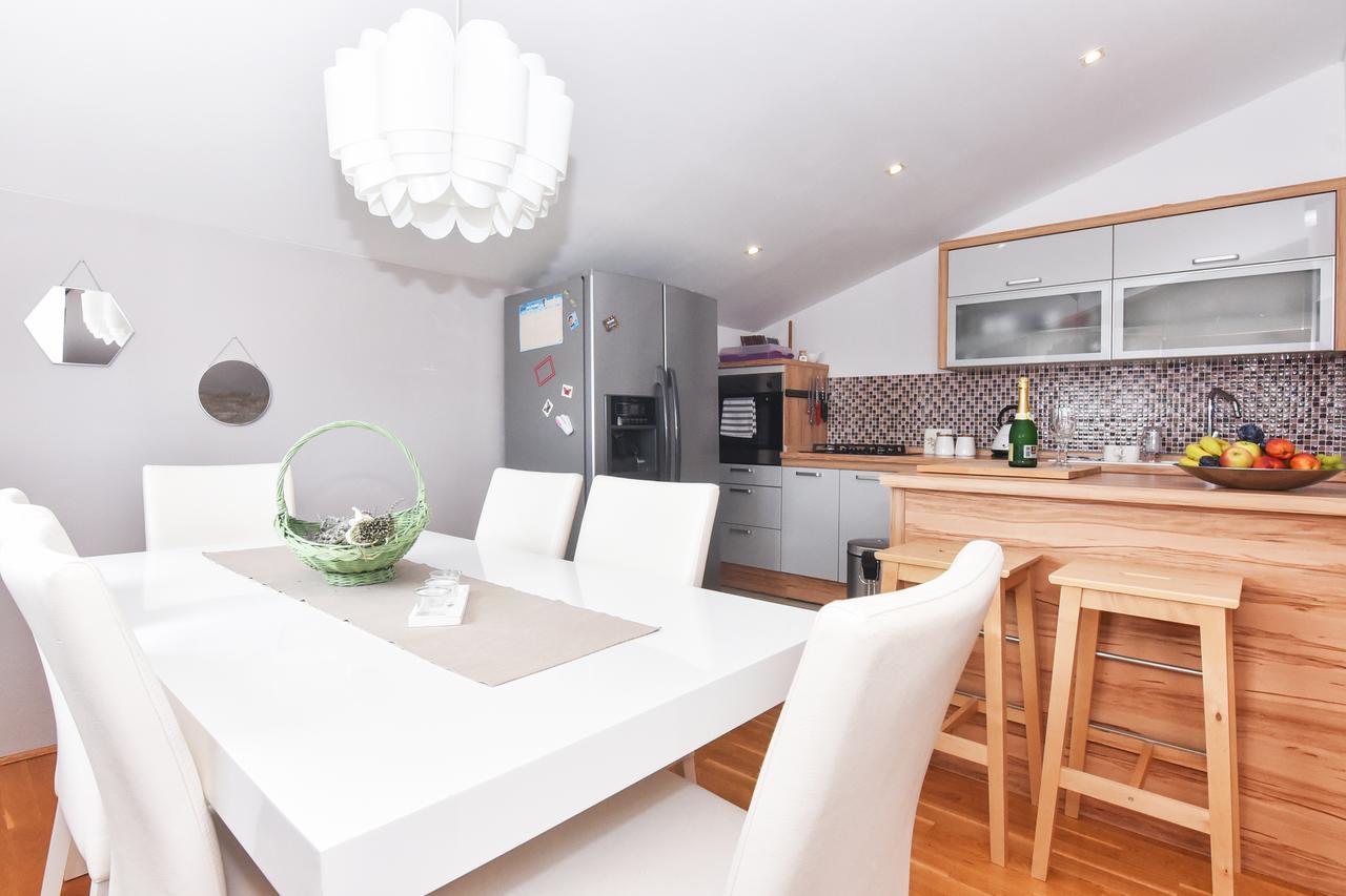 Apartment Larisa Горни-Карин Экстерьер фото